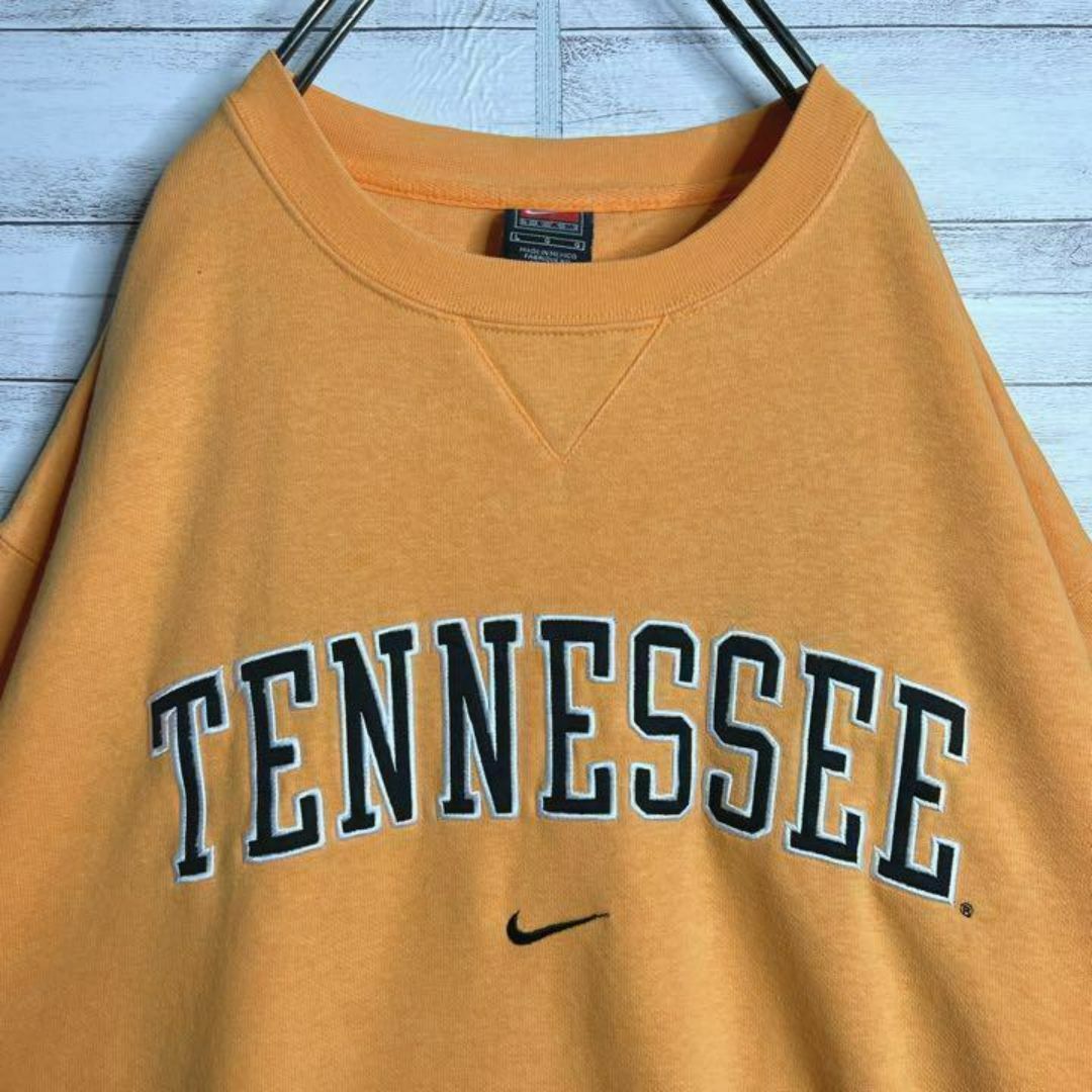 NIKE(ナイキ)の【入手困難!!】ナイキ ✈︎刺繍 アーチロゴ Tennessee ゆるだぼ メンズのトップス(スウェット)の商品写真