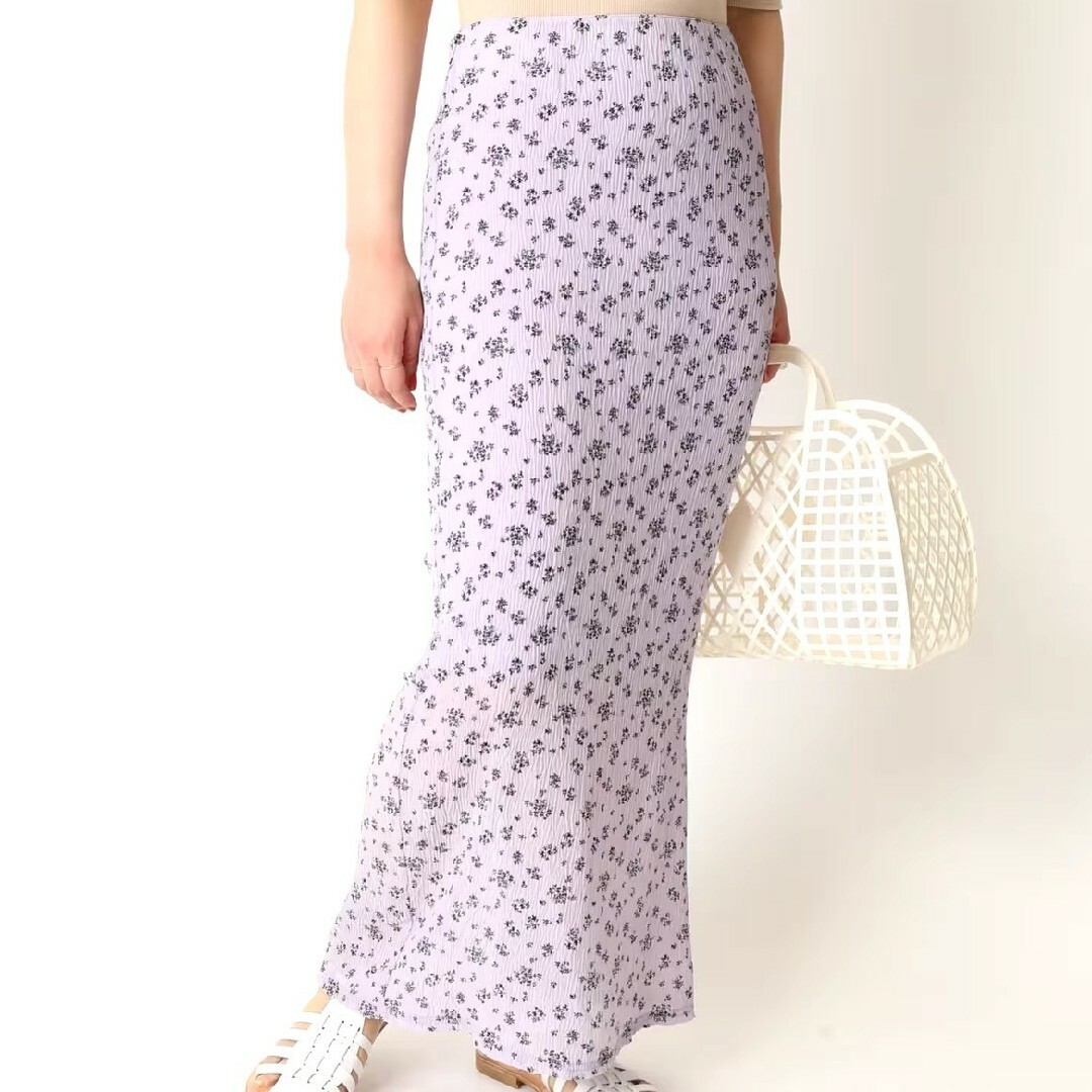 Spick & Span(スピックアンドスパン)のシアーブラウス×花柄スカートコーデ♡スピック&スパンフレームワーク レディースのスカート(ロングスカート)の商品写真