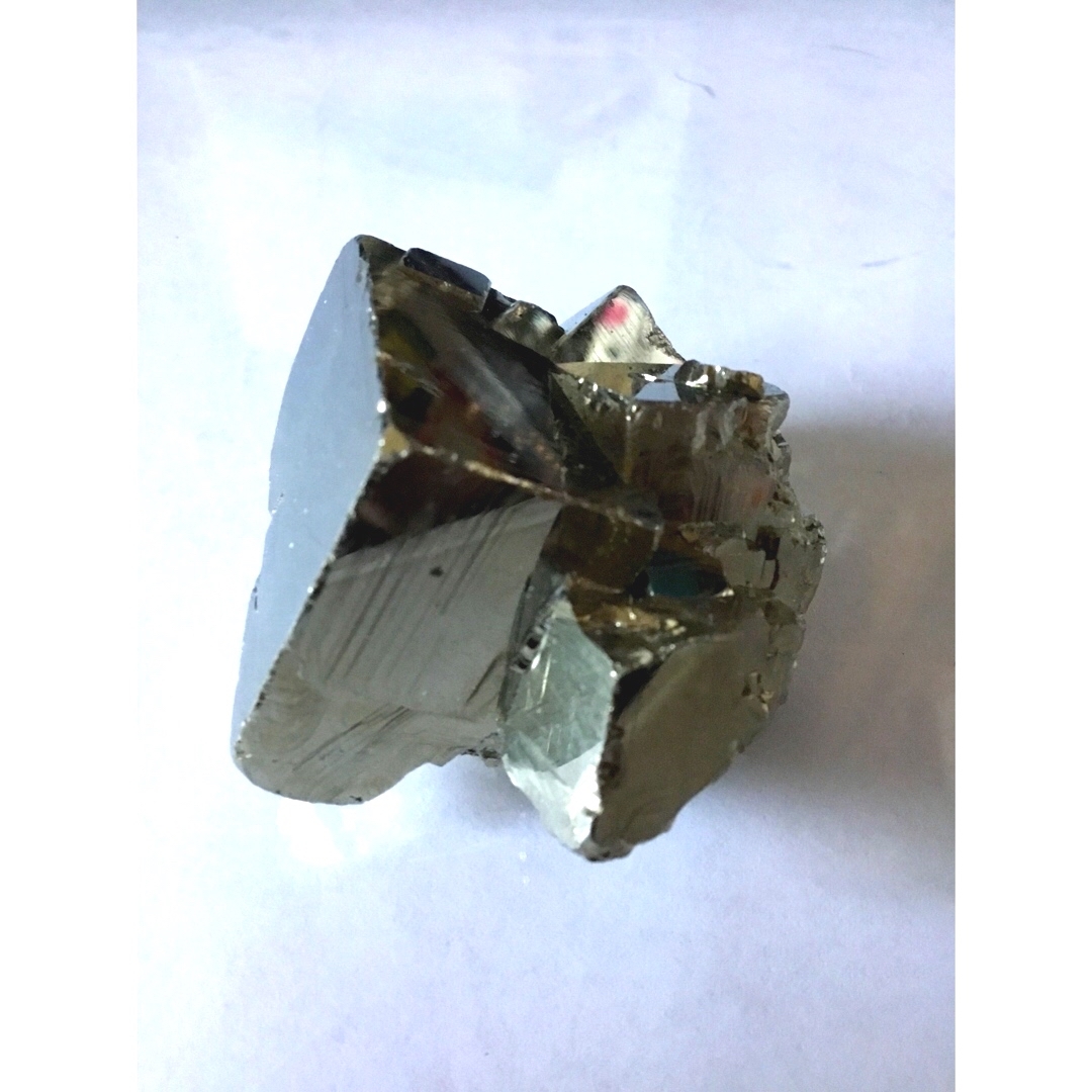 パイライト　黄鉄鉱　原石　鉱物標本 インテリア/住まい/日用品のインテリア小物(置物)の商品写真