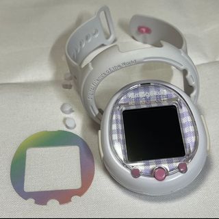 バンダイ(BANDAI)の【即日・翌日投函】たまごっちスマート　NiziUコラボモデル(その他)