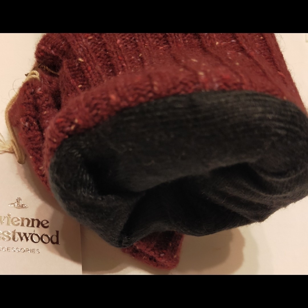 Vivienne Westwood(ヴィヴィアンウエストウッド)のセール★訳有り/希少/新品【ヴィヴィアンウエストウッド】手袋 羊革 毛 シルク メンズのファッション小物(手袋)の商品写真