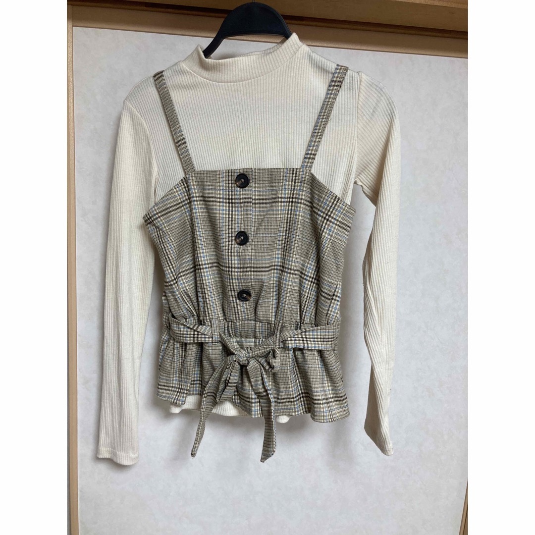 タートルネック（オフホワイト）とチュニックのセット キッズ/ベビー/マタニティのキッズ服女の子用(90cm~)(Tシャツ/カットソー)の商品写真