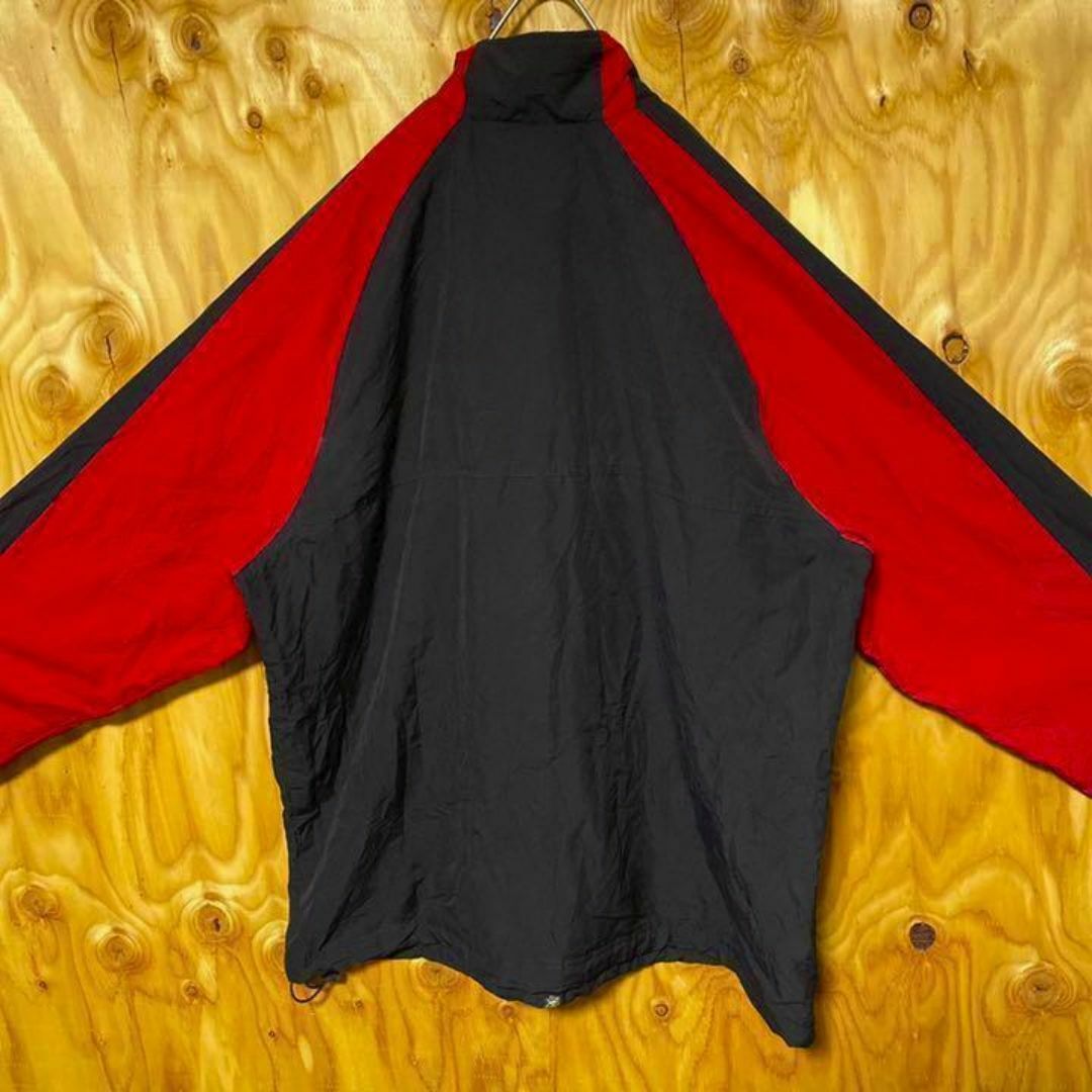 ナイキ ブラック 赤 黒 スウッシュ 古着 90s 長袖 ナイロンジャケット メンズのジャケット/アウター(ナイロンジャケット)の商品写真