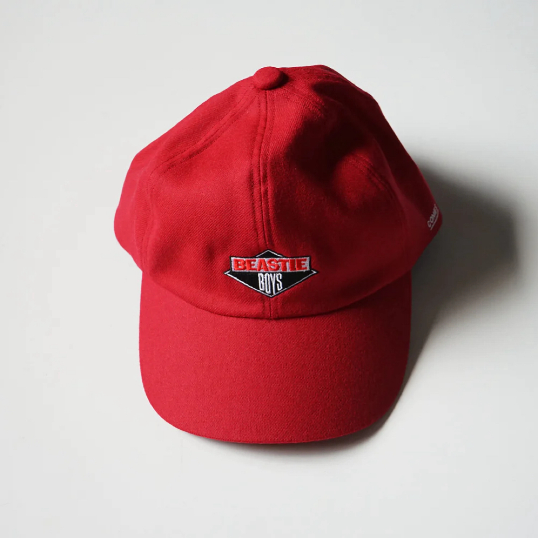 COMESANDGOES(カムズアンドゴーズ)の美品　COMESANDGOES BEASTIE BOYS CAP メンズの帽子(キャップ)の商品写真