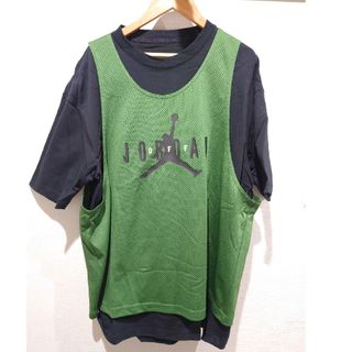 ナイキ(NIKE)のナイキ　オフホワイト　Tシャツ(Tシャツ/カットソー(半袖/袖なし))