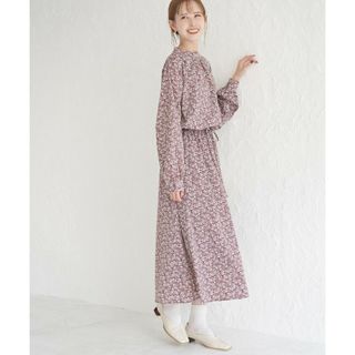 ロペピクニック(Rope' Picnic)のロペピクニック ハイネック花柄ワンピース ロング 美品 春 ピンク(ロングワンピース/マキシワンピース)