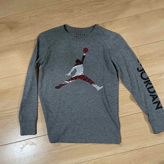 ジョーダン(Jordan Brand（NIKE）)のNIKE ジョーダン　130 S 長袖　男の子(Tシャツ/カットソー)