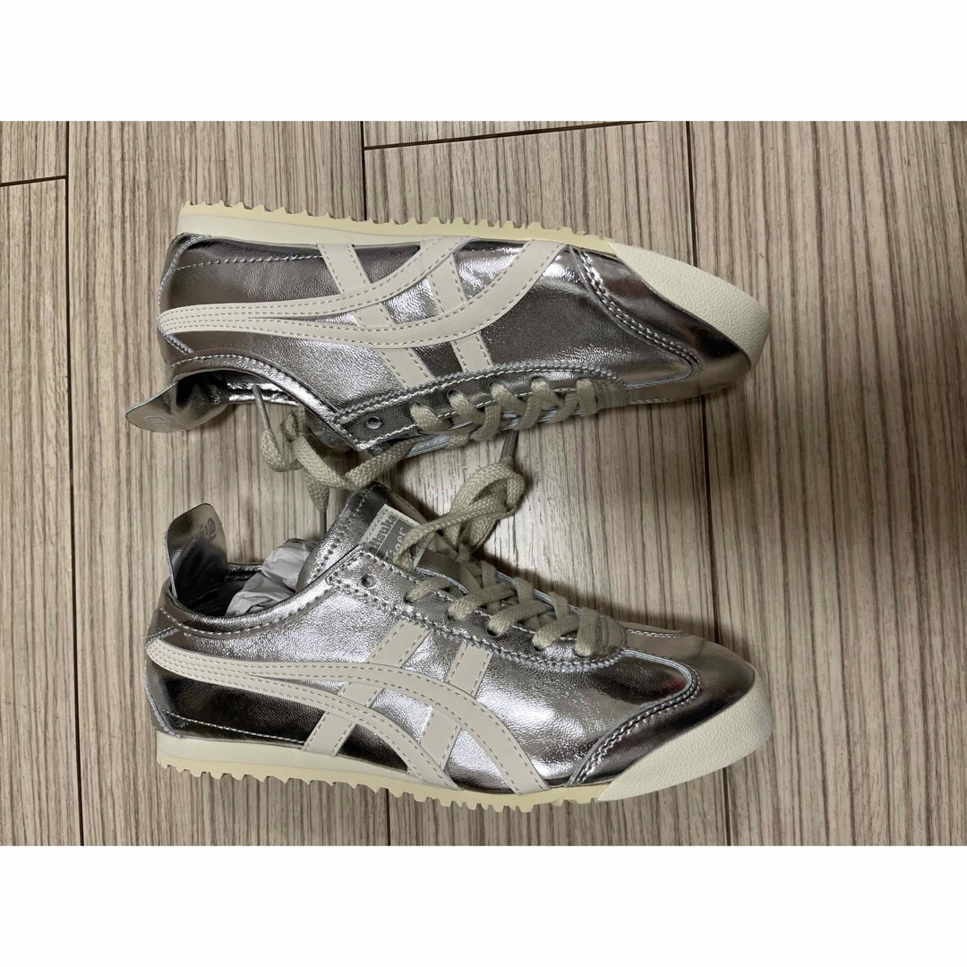 Onitsuka Tiger(オニツカタイガー)のオニツカタイガー スニーカー MEXICO 66     24cm レディースの靴/シューズ(スニーカー)の商品写真