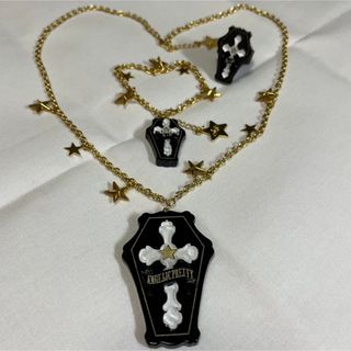 アンジェリックプリティー(Angelic Pretty)のアンジェリックプリティ　Horrorコフィン　アクセサリー　黒　セット(ネックレス)