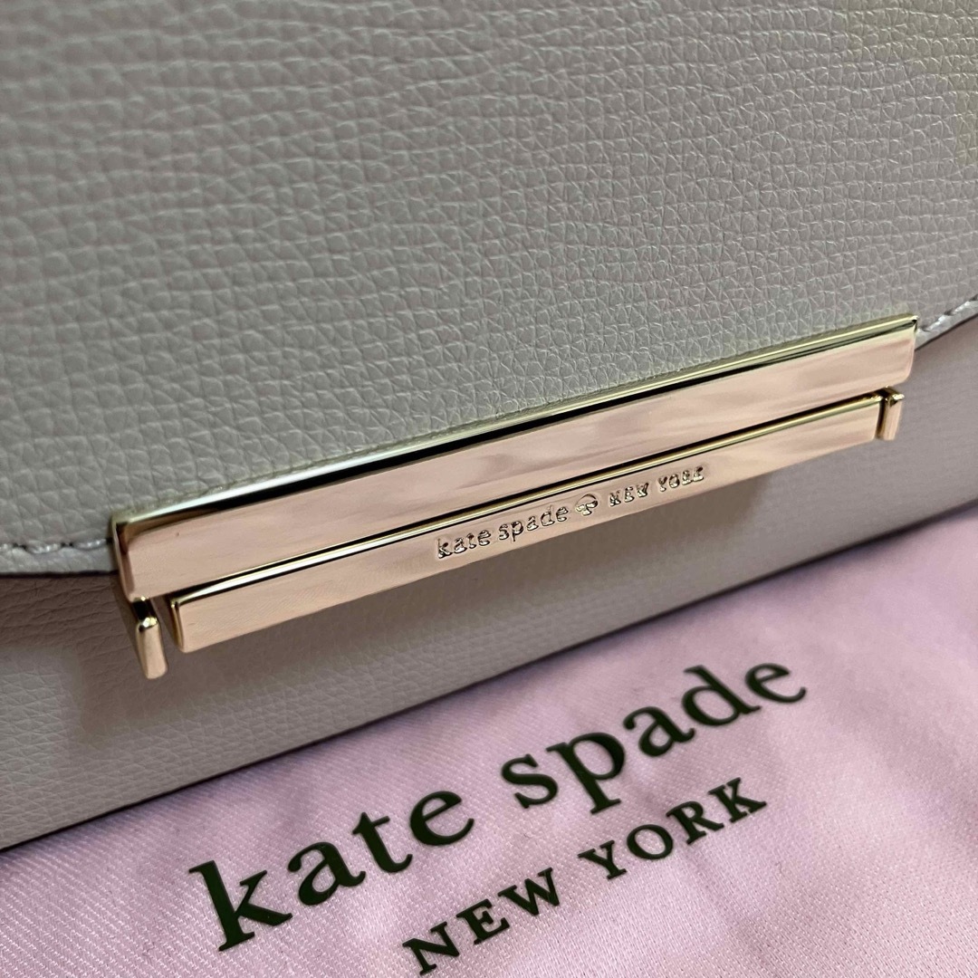 kate spade new york(ケイトスペードニューヨーク)の【新品未使用】Kate spade ケイトスペード レザーショルダーバッグ レディースのバッグ(ショルダーバッグ)の商品写真