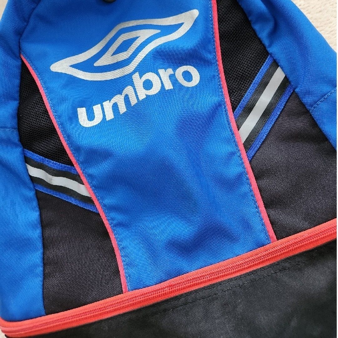 UMBRO(アンブロ)のumbro サッカー リュック ブルー スポーツ/アウトドアのサッカー/フットサル(その他)の商品写真