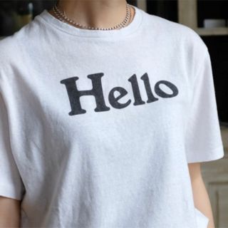 MADISONBLUE - インポート ロゴ Tシャツ HELLO ハロー レディース 白 ホワイト