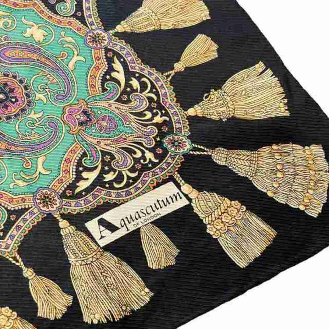 AQUA SCUTUM(アクアスキュータム)のアクアスキュータム AQUASCUTUM スカーフ ペイズリー 絹 黒■GY09 レディースのファッション小物(バンダナ/スカーフ)の商品写真