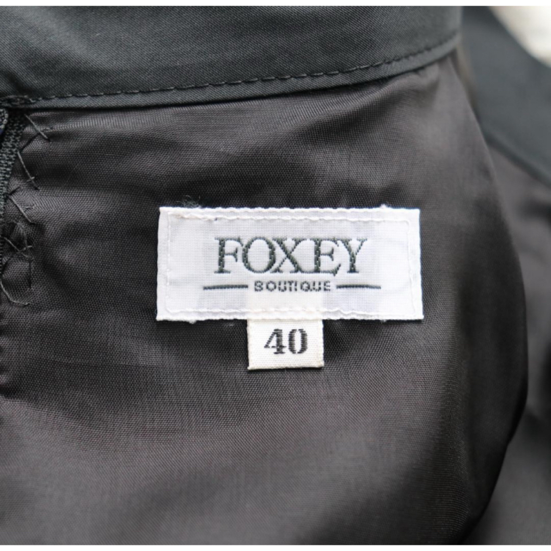 FOXEY(フォクシー)のFOXEY 38フレアスカート裏地レース　ブラックフォクシー レディースのスカート(ひざ丈スカート)の商品写真