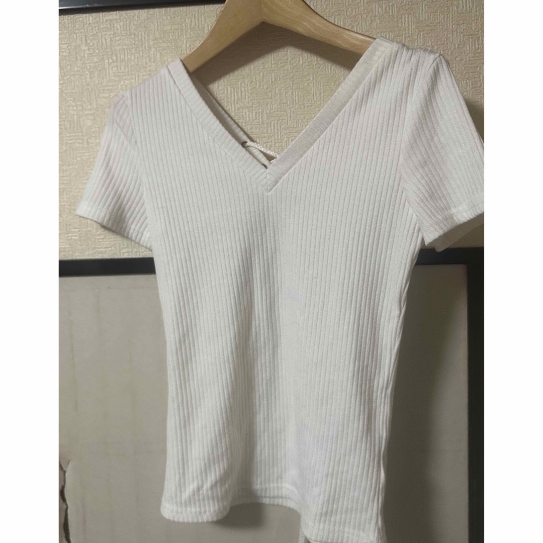 リバーシブル　半袖 カットソー ホワイト　リボン レディースのトップス(カットソー(半袖/袖なし))の商品写真