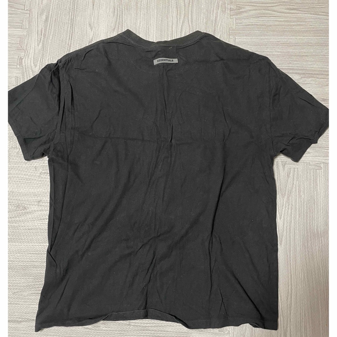 FEAR OF GOD(フィアオブゴッド)のESSENTIALS Tシャツ メンズのトップス(Tシャツ/カットソー(半袖/袖なし))の商品写真