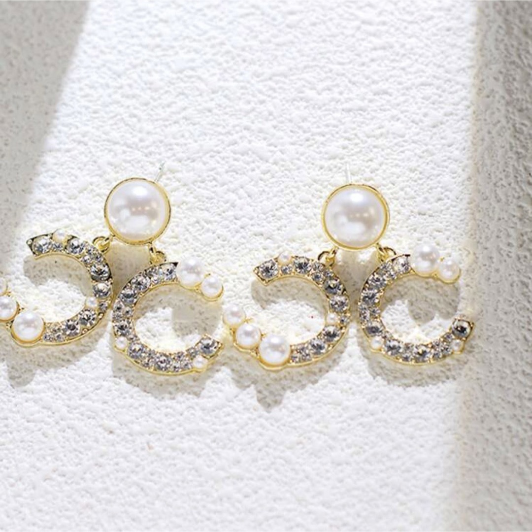 SHEIN(シーイン)のSHEIN ピアス レディースのアクセサリー(ピアス)の商品写真