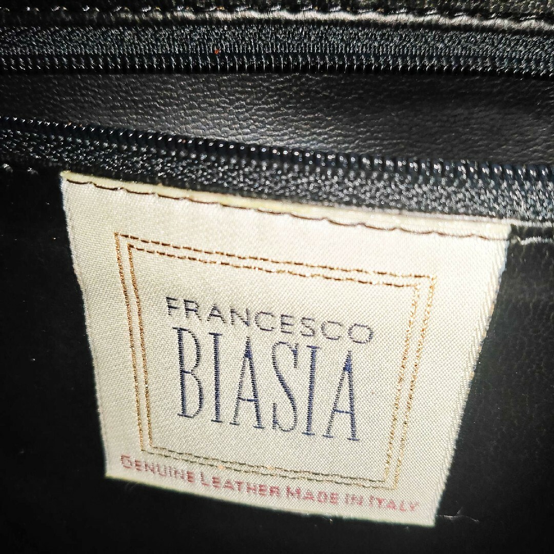 FRANCESCO BIASIA(フランチェスコビアジア)の訳あり BIASIA フランチェスコビアジア ショルダーバッグ レザー リメイク レディースのバッグ(ショルダーバッグ)の商品写真