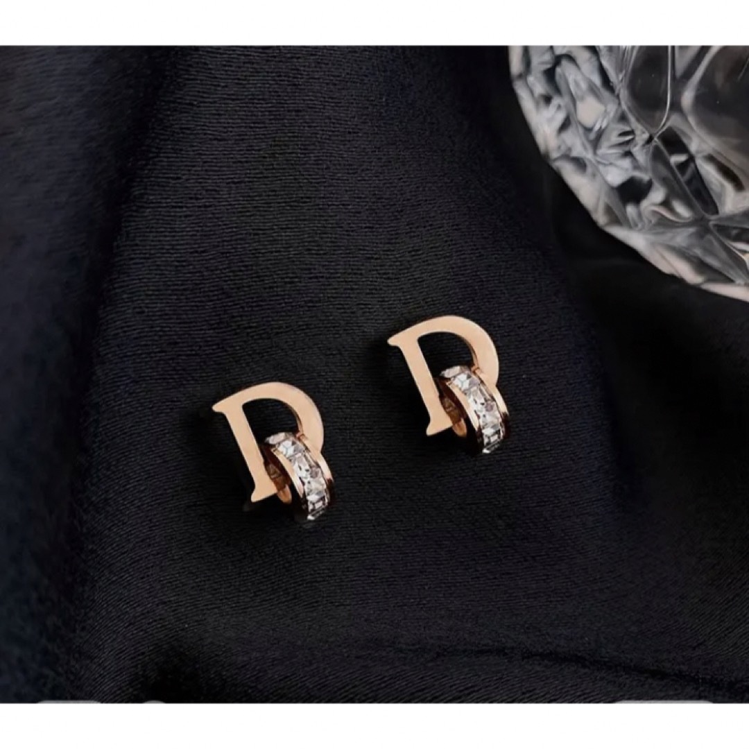 Christian Dior(クリスチャンディオール)のディオールノベルティゴールドピアス レディースのアクセサリー(ピアス)の商品写真