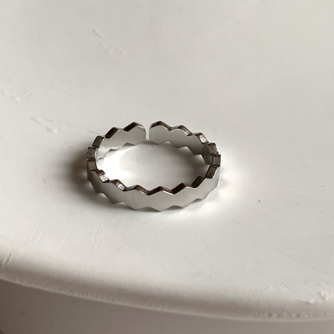 ステンレス　ヘキサゴンチェーンリング　シルバー レディースのアクセサリー(リング(指輪))の商品写真