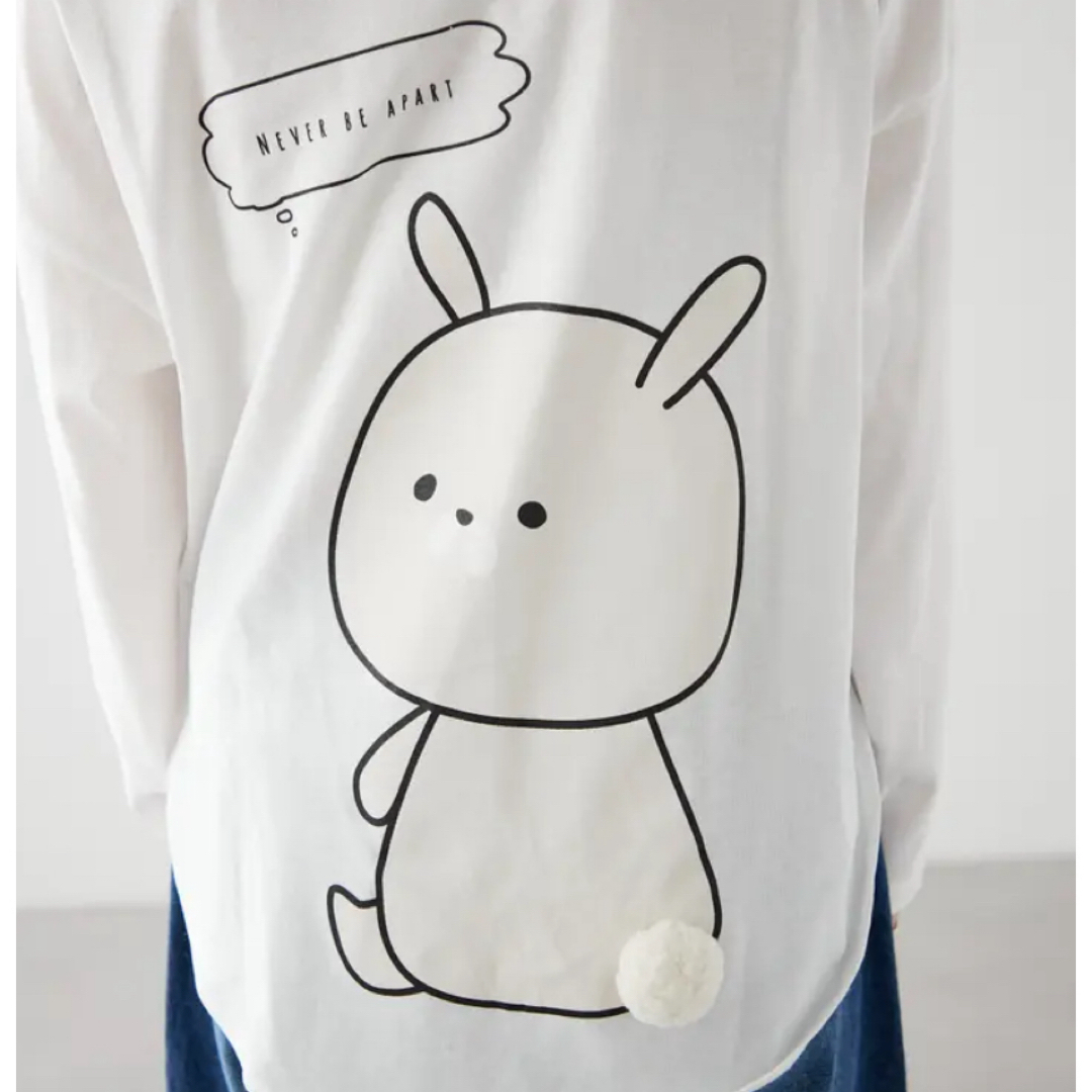 NICE CLAUP(ナイスクラップ)の新品未使用　NICE CLAUP しっぽゆるキャラカットソー レディースのトップス(Tシャツ(長袖/七分))の商品写真