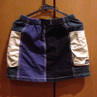 チャムス(CHUMS)のマナスタッシュクレイジーカラー スカート(ミニスカート)