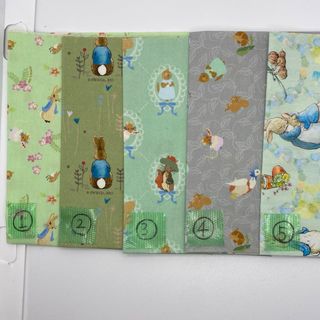 ピーターラビット(PETER RABBIT（TM）)の緑系♡ピーターラビットはぎれ(30cm×30cm)(生地/糸)