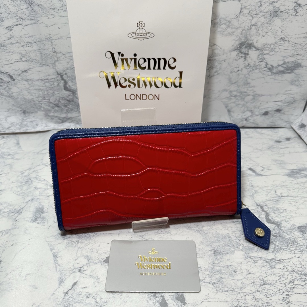 Vivienne Westwood(ヴィヴィアンウエストウッド)の【おすすめ‼︎】Vivienne Westwood 長財布　レッド　ワニ柄‼︎ レディースのファッション小物(財布)の商品写真