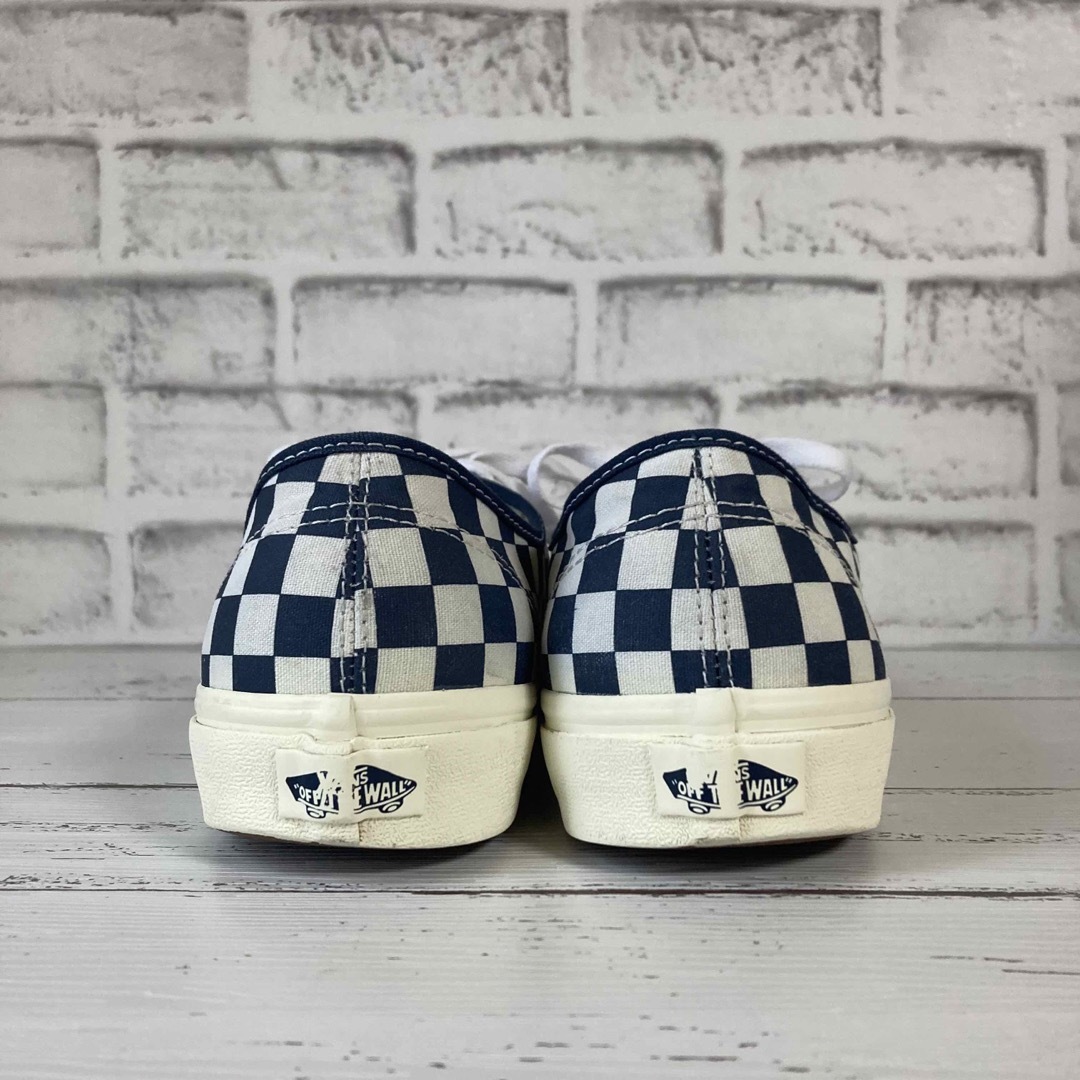 VANS(ヴァンズ)の【美品】VANS AUTHENTIC チェッカーフラッグ ネイビー 27cm メンズの靴/シューズ(スニーカー)の商品写真