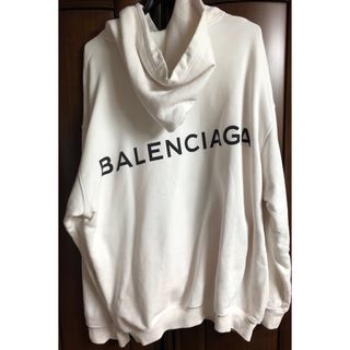 バレンシアガ(Balenciaga)のバレンシアガ　バックロゴプルオーバーパーカー(パーカー)