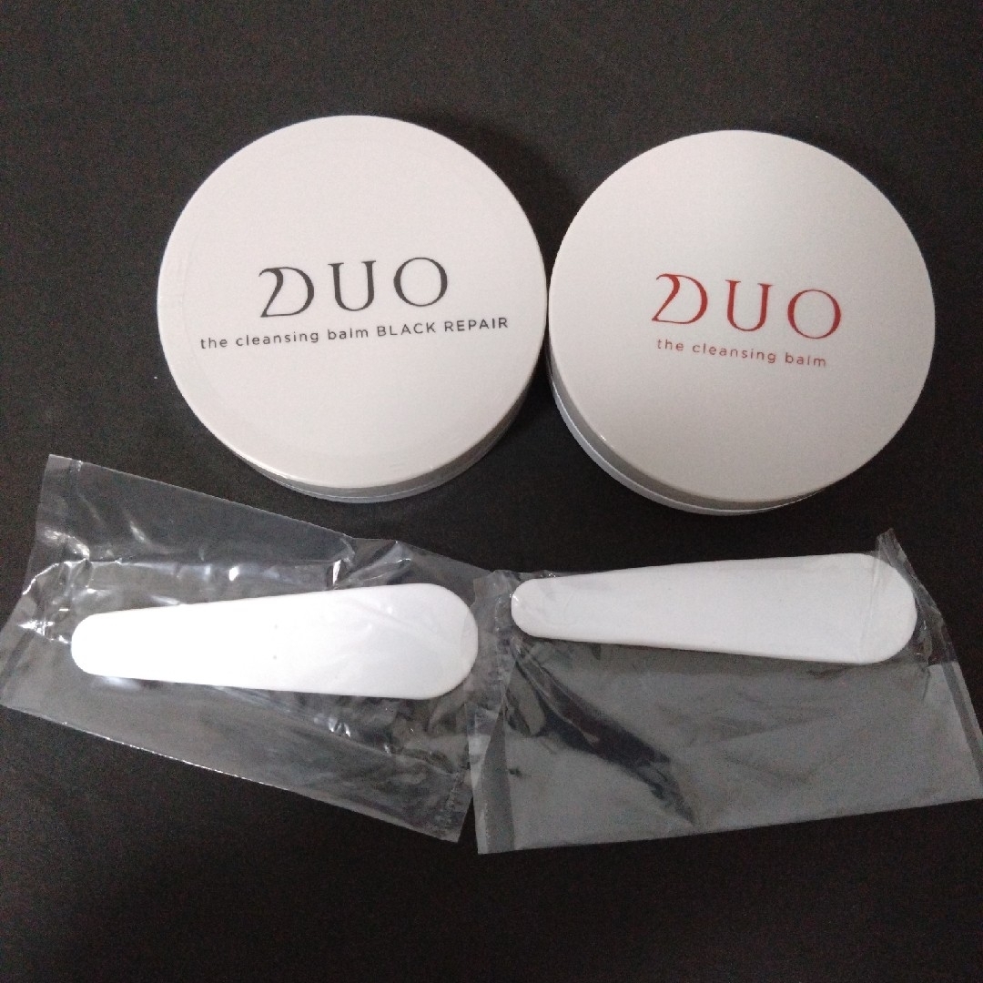 DUO(デュオ)のデュオ ザ クレンジングバーム 20g コスメ/美容のスキンケア/基礎化粧品(クレンジング/メイク落とし)の商品写真