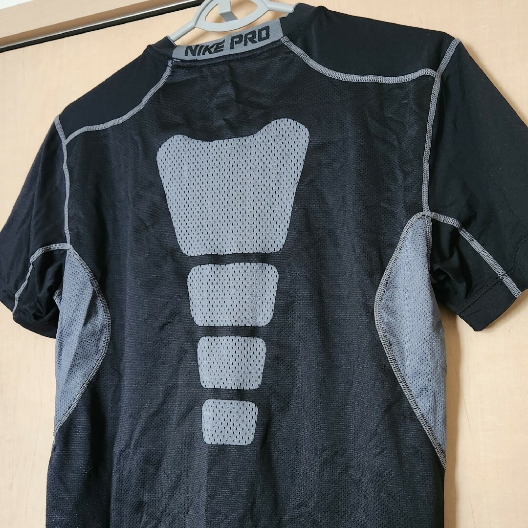 NIKE(ナイキ)のナイキ NIKE PRO DRI-FIT Ｔシャツ Ｍ 軽量 高い伸縮性 新品 スポーツ/アウトドアのトレーニング/エクササイズ(その他)の商品写真