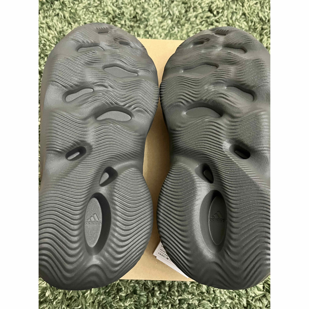 YEEZY(adidas) - 新品 アディダス イージー フォームランナー YEEZY(adidas) - 新品 アディダス イージー フォームランナー