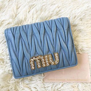 ミュウミュウ 財布(レディース)(ビジュー)の通販 100点以上 | miumiu ミュウミュウ 財布(レディース)(ビジュー)の通販 100点以上 | miumiu