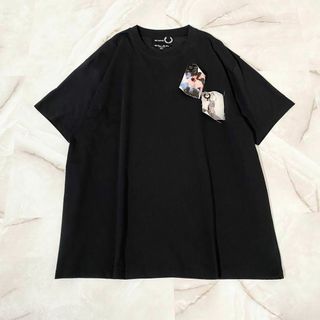 ラフシモンズ(RAF SIMONS)のA12508 ラフシモンズ×フレッドペリー　グラフィックパッチTシャツ　黒 XL(Tシャツ/カットソー(半袖/袖なし))