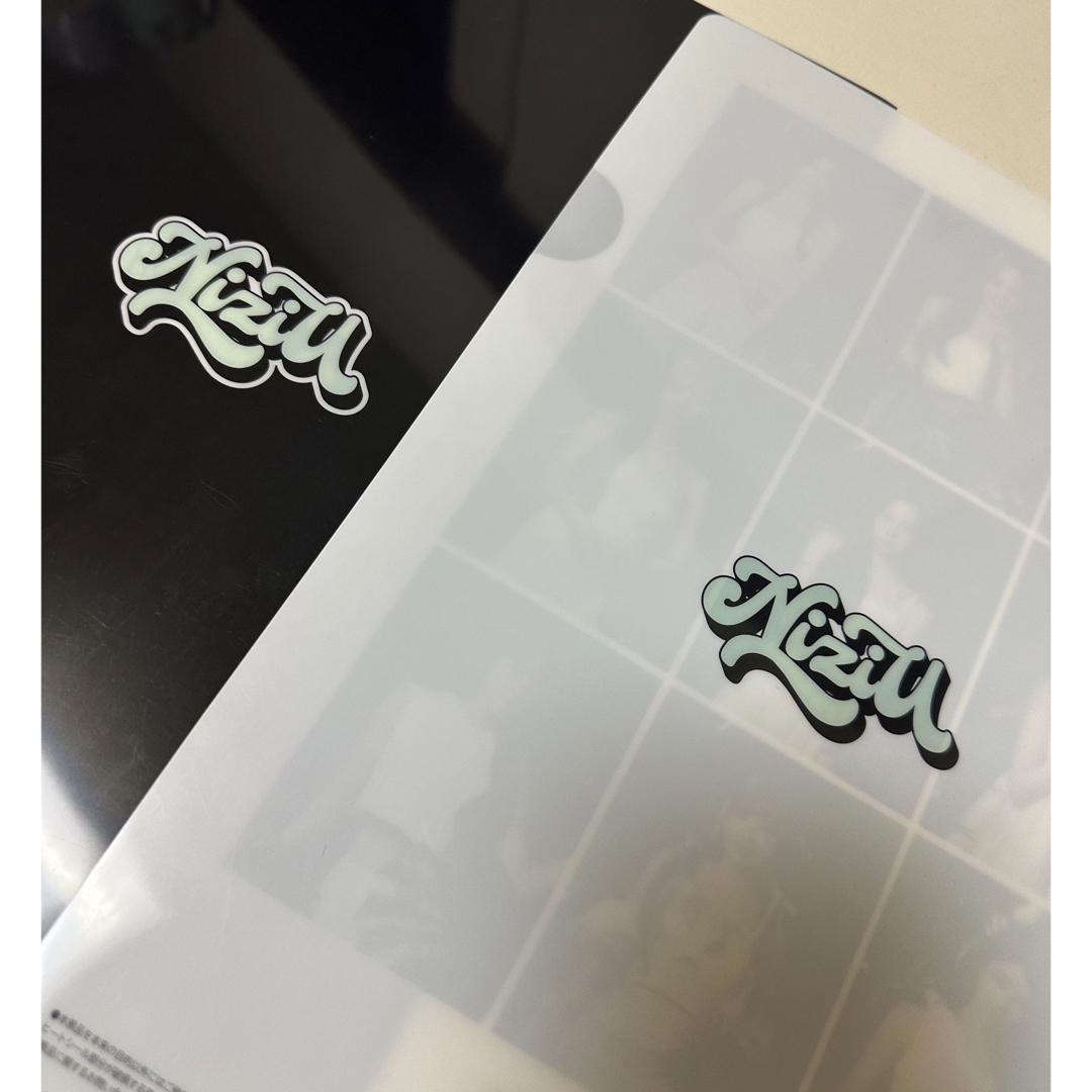 NiziU(ニジュー)のNiziu クリアファイル2枚セット エンタメ/ホビーのタレントグッズ(アイドルグッズ)の商品写真
