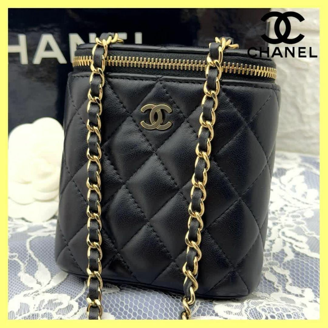 CHANEL(シャネル)の✨未使用✨シャネル マトラッセ ミニバニティ チェーンショルダーバッグ K106 レディースのバッグ(ショルダーバッグ)の商品写真