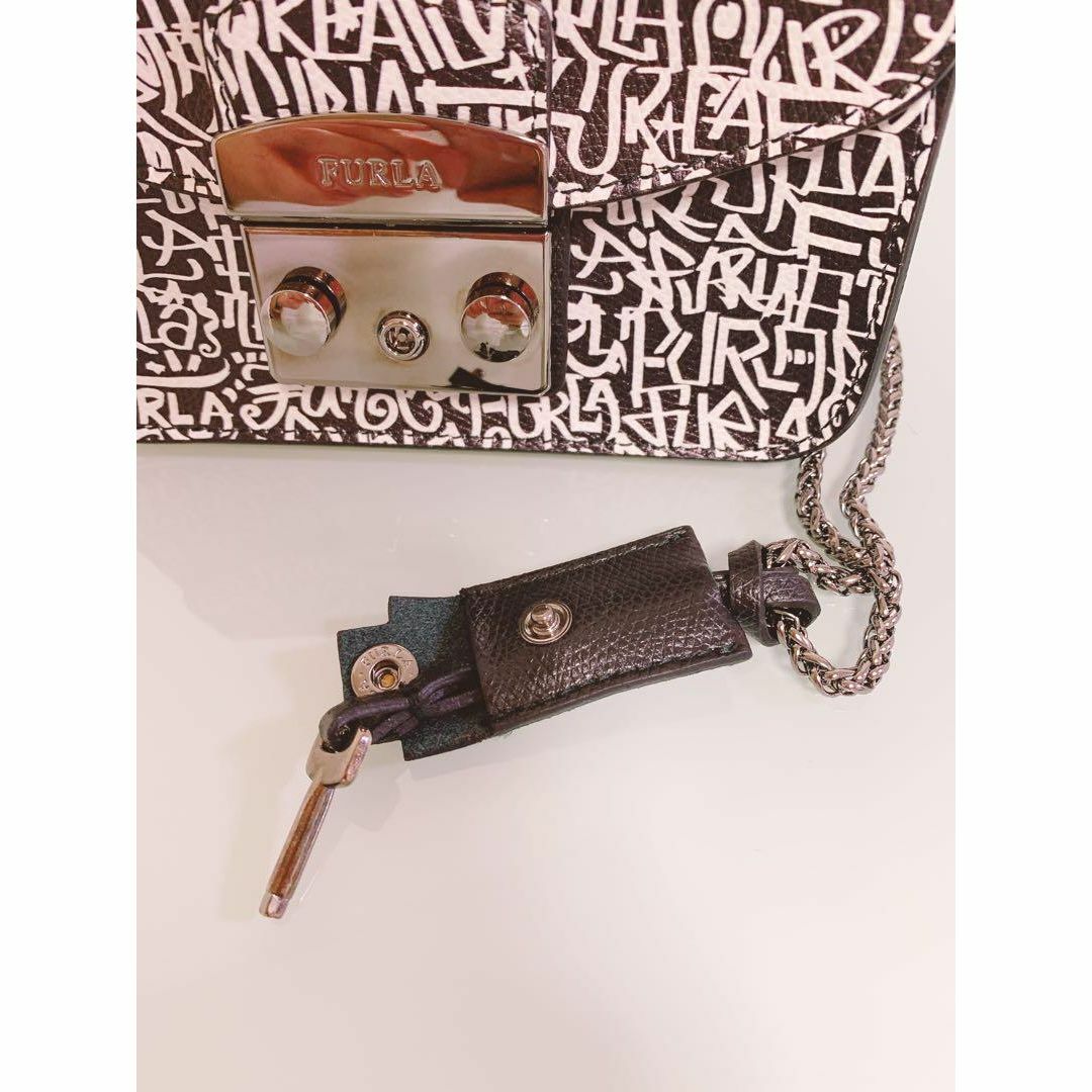 Furla(フルラ)の✨希少✨ FURLA フルラ メトロポリス ミニショルダーバッグ チェーン 金具 レディースのバッグ(ショルダーバッグ)の商品写真