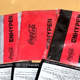 エンハイプン(ENHYPEN)の３種　ポーチ　ENHYPEN　コカコーラ　コカ・コーラ　コークオン(クリアファイル)