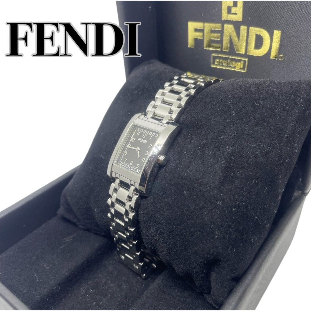 FENDI(フェンディ)の【稼動品】フェンディ FENDI 7000L 女性用 腕時計 レディースのファッション小物(腕時計)の商品写真