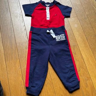 TOMMY HILFIGER - baiya70トミーヒルフィガー半袖ロンパースズボンパンツセットアップ赤紺色