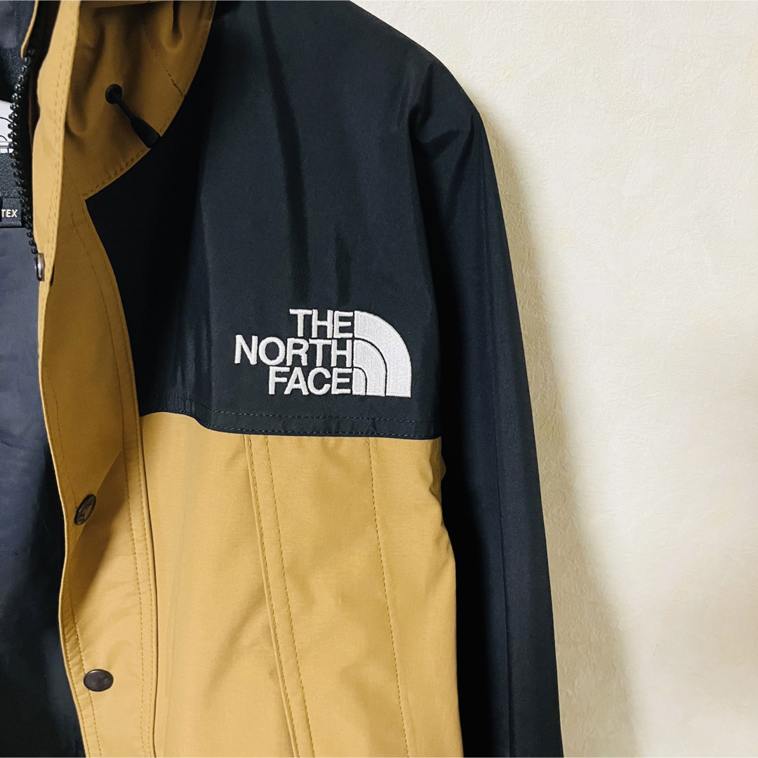 THE NORTH FACE(ザノースフェイス)のノースフェイス　マウンテンライトジャケット　ユーティリティブラウン　Lサイズ メンズのジャケット/アウター(マウンテンパーカー)の商品写真