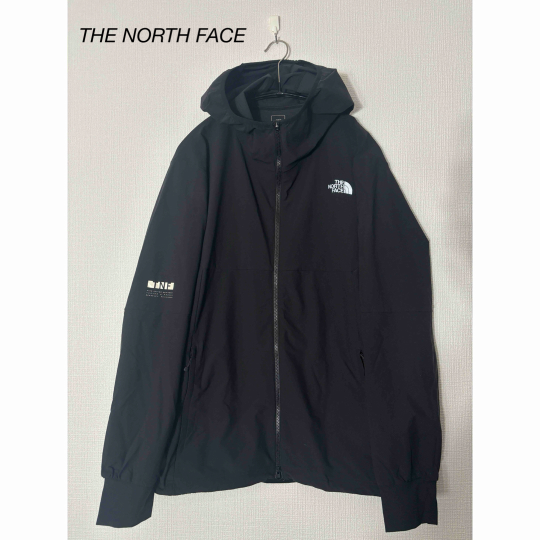 THE NORTH FACE(ザノースフェイス)のTHE NORTH FACE アーバンアクティブフレックスフーディ メンズのジャケット/アウター(ナイロンジャケット)の商品写真