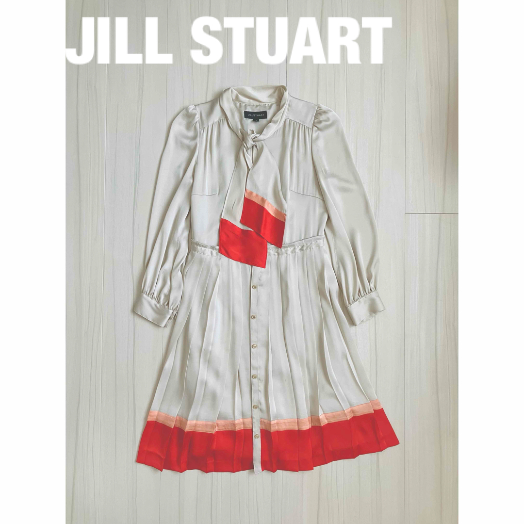 JILL STUART 春に♡クラシック♡プリーツワンピース  レディースのワンピース(ひざ丈ワンピース)の商品写真