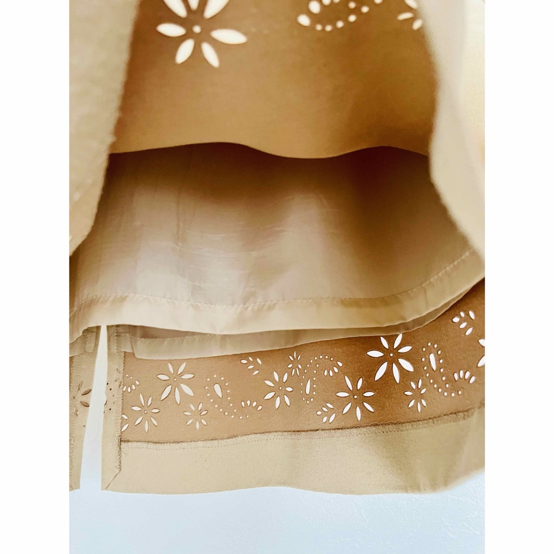 QUEENS COURT(クイーンズコート)のクイーンズコート　スェード　スカート レディースのスカート(ひざ丈スカート)の商品写真
