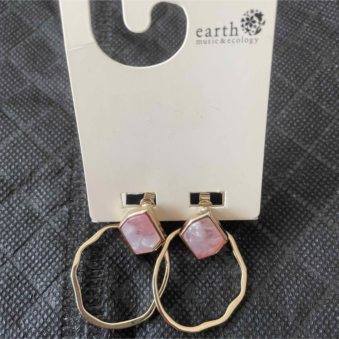 earth music & ecology(アースミュージックアンドエコロジー)のearth music&ecology 2way メタルリング イヤリング レディースのアクセサリー(イヤリング)の商品写真