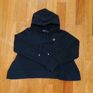 フレッドペリー(FRED PERRY)のひなひな様フレッドペリー フレア 裏毛パーカー ネイビー(パーカー)