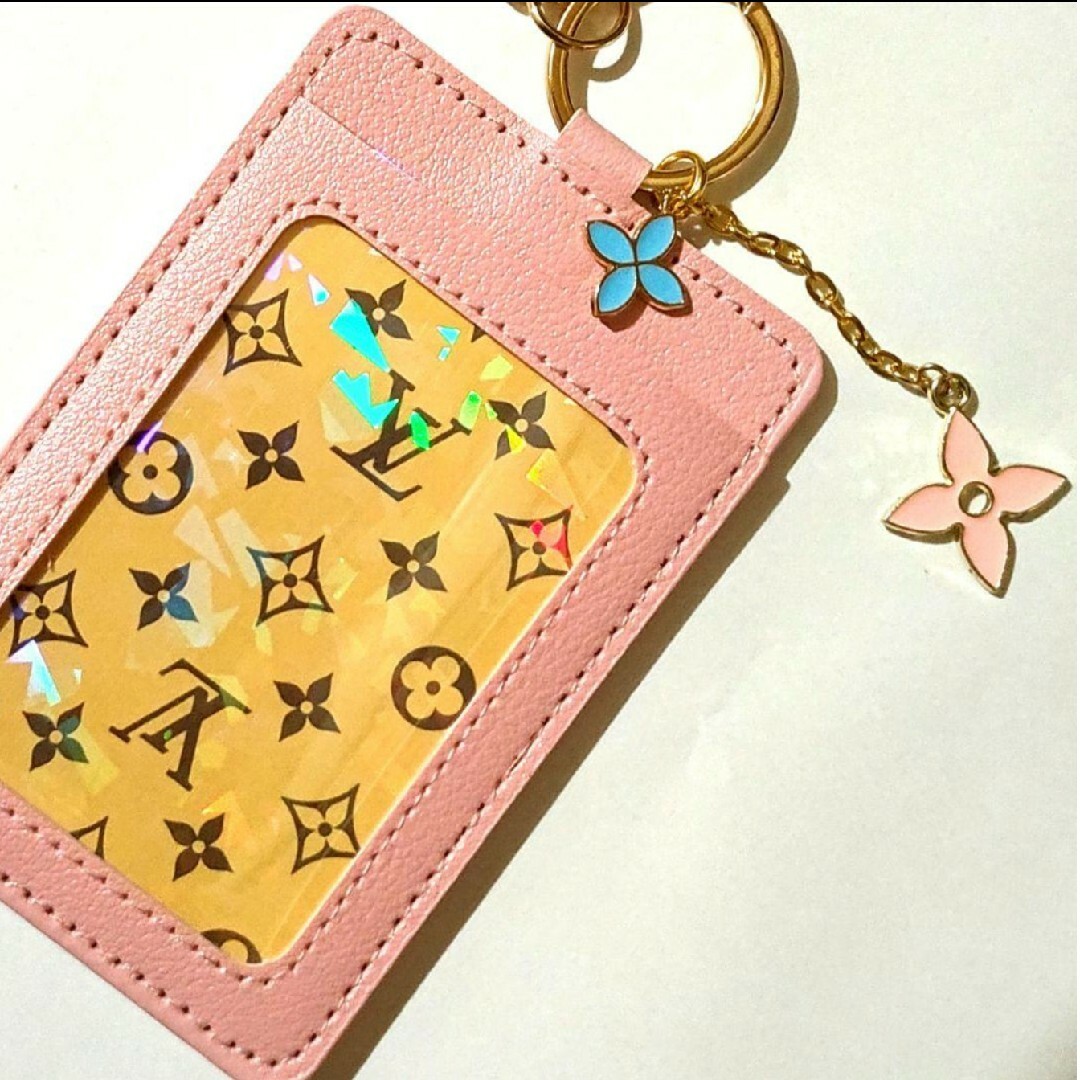 LOUIS VUITTON(ルイヴィトン)の希少★LOUIS VUITTON★モノグラムトランプ １枚 新品パスケースP36 レディースのファッション小物(パスケース/IDカードホルダー)の商品写真