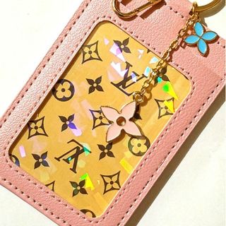 ルイヴィトン(LOUIS VUITTON)の希少★LOUIS VUITTON★モノグラムトランプ １枚 新品パスケースP36(パスケース/IDカードホルダー)