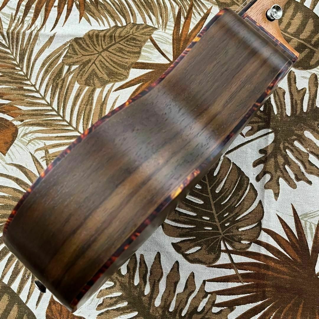 【単板】スプルース材とローズウッド材のエレキ・テナーウクレレ【ukulele】 楽器のウクレレ(テナーウクレレ)の商品写真